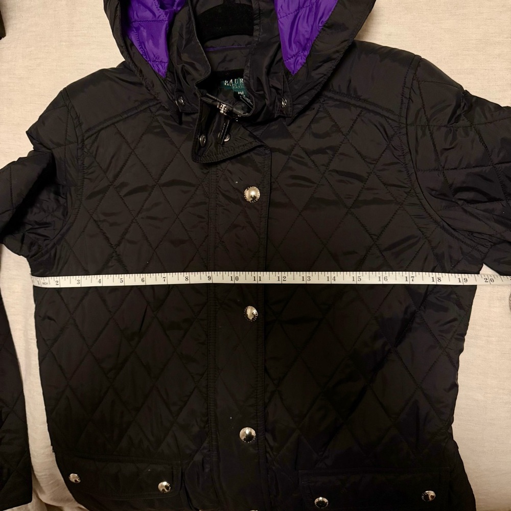 Lauren Ralph Lauren Quilted Jacket PM (Petite Medium) Black Like New-preloved - Picture 12 of 13